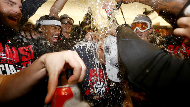 terry-francona-indians-blue-jays-alcs-game-5-world-series.jpg
